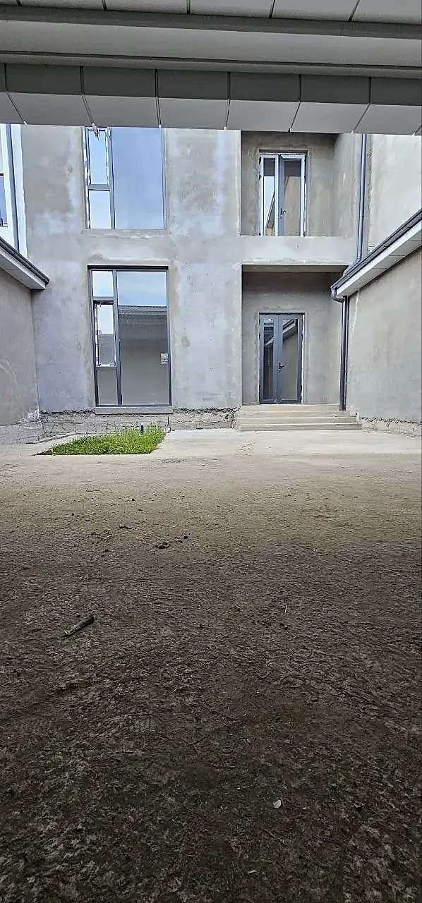 ДОМ ПОД СКЛАД 6 КОМНАТ — 1