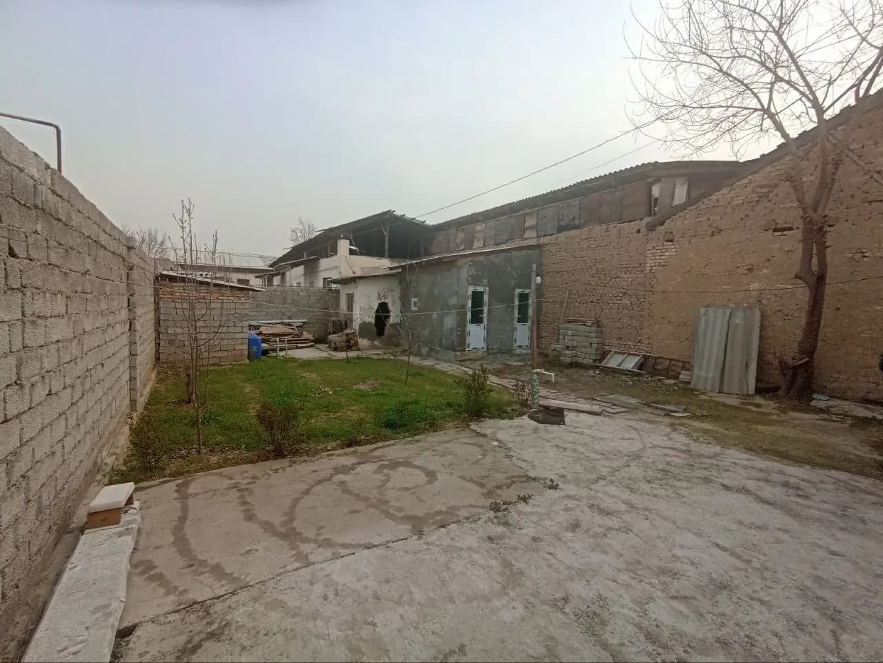 Продажа Участок Яшнобад Район Олмос Махала 2 сотих йер Хисобида Сотилади 10\21 Фасад — 1