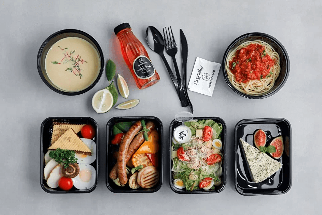 Kompleks tushlik va lunch-boxlar